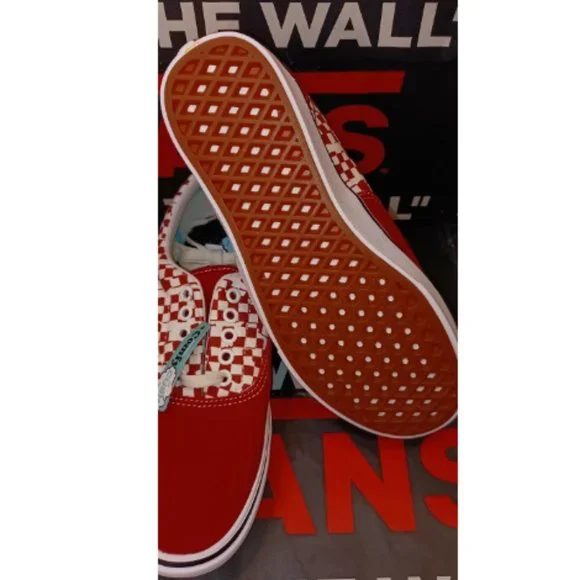 VANS Comfycush Era Men's 7.5/Women's 9 Tear Check Red/White VN0A3WM9V9Z